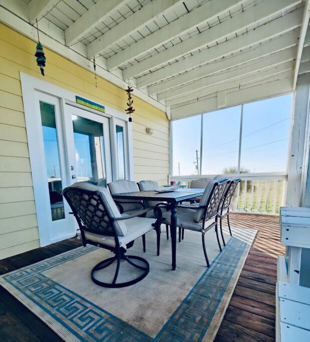 Sunny Delight - Sleeps 10 - Generous Space! Bolivar Peninsula Kültér fotó