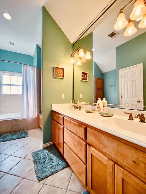 Sunny Delight - Sleeps 10 - Generous Space! Bolivar Peninsula Kültér fotó
