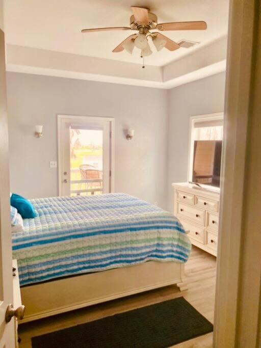 Sunny Delight - Sleeps 10 - Generous Space! Bolivar Peninsula Kültér fotó