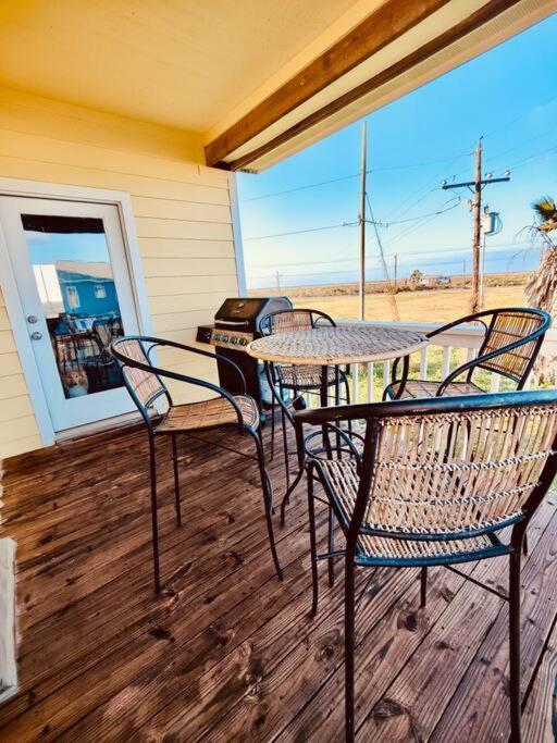 Sunny Delight - Sleeps 10 - Generous Space! Bolivar Peninsula Kültér fotó